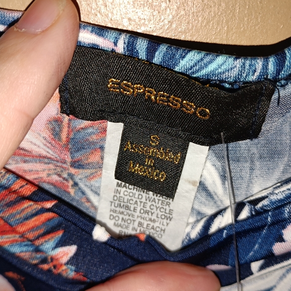 Ladies tank top blouse nwt - Picture 2 of 3